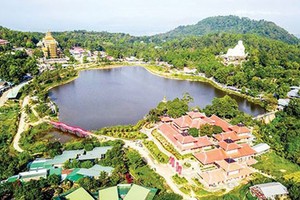 Cam Mountain – a famous tourist attraction in the Mekong Delta 