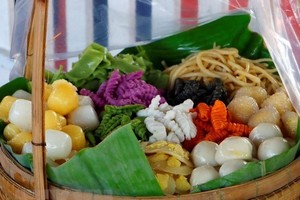 The 8th annual Southern Traditional Cakes Festival will take place in the Mekong Delta city of Can Tho from April 12-16. (Photo: VNA)