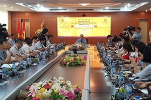 The press conference. Photo by T.B