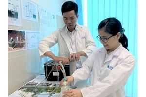 Why postgraduate enrolment falls ?