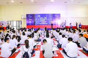 Students taking part in the activities of the VinUni STEME Day