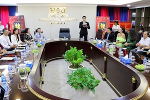 At the announcement ceremony (Photo: SGGP)