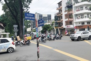 AI-based surveillance camera to catch traffic offenders in intersection Dien Bien Phu- Nam Ky Khoi Nghia (Photo: SGGP)