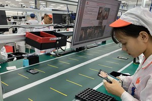 The made-in-Vietnam smartphone - Vsmart