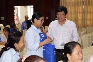 Charitable activities organized to help poor, ill laborers in HCMC