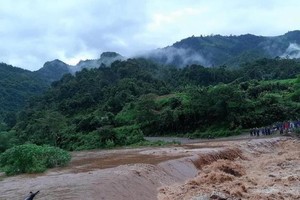 Two people killed in torrential rain, flash flood in North region