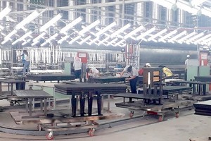 Production of export wooden products at a company located in Binh Duong Province. In late July, the World Bank forecast the country's GDP growth could reach 2.8 per cent in 2020. (Photo: VNA)