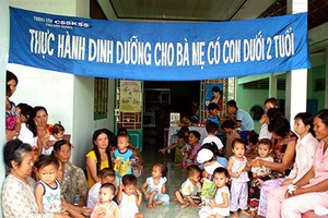 Vietnam is facing a challenge to improve its human capital index is the high proportion of stunted children *Photo: SGGP)