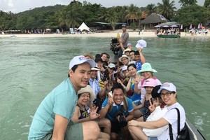 Family-friendly group tours warm up tourism market in Vietnam (Photo: SGGP)