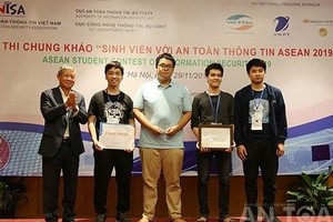 Winners of the 2019 ASEAN Student Contest on Information Security (Photo: sv-attt.vnisa.org.vn)