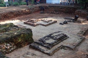 Part of a Cham tower's foundation in the Cham Phong Le archaeological site (Photo: VNA)
