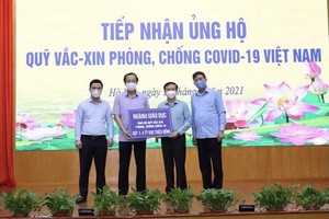 Education sector donates US$196,396 for vaccine fund