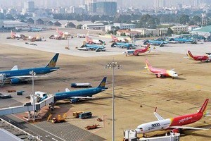 International flights to gradually resume by year-end: CAAV