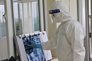 Covid-19 deaths with and without underlying health conditions in HCMC, Dong Thap