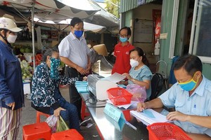 Forty traditional markets allowed to reopen