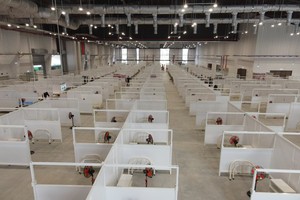 Health Ministry establishes ICU center ​in Binh Duong Province