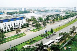 Land rent cut by 30 percent for those hit by pandemic