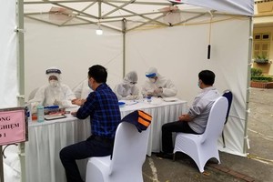 HCMC reports 24 Covid-19 cases while Hanoi adds 2,778 cases