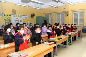 Hanoi decides to stop direct learning due to Covid-19 case rise, bad weather
