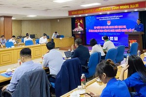 Training course in community digital technology for young people