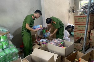 Police detect large quantity of confectionery without clear origin