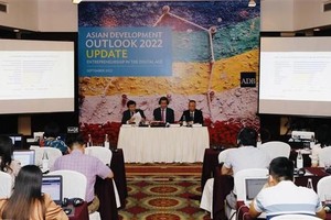 ADB keeps Vietnam 2022 growth forecast unchanged at 6.5 percent