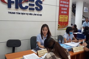 Labor shortage looms as year-end approaches