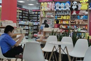 Traditional bookstores still have potential opportunities