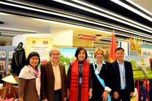 Vietnam introduces handicraft products, cuisine at UN Bazaar 2022