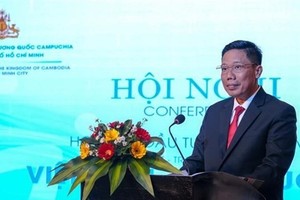 Can Tho, Cambodia step up trade, investment ties