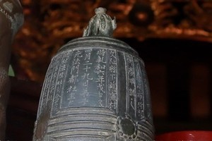 Nhat Tao Bell - a valuable antique