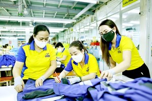 Laborers back to work after Tet holiday 
