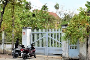 HCMC needs to be more determined in recovering land for building schools