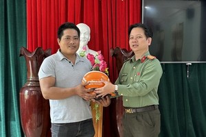 Man saves four members of a family from drowning 