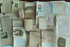 US center hands over Vietnamese martyrs’ artifacts to families