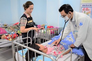 Cases of HFMD, dengue cases keep soaring in past week: HCDC