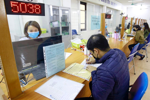Non-state sector slow to pay social insurance 