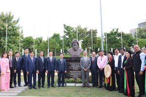 Statue of Indian literary celebrity Tagore inaugurated in Bac Ninh 