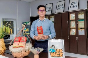 Vietnamese man introduces country’s rice paper and vermicelli to 48 countries 