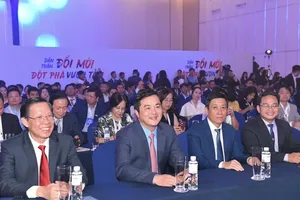 HCMC authorities continue to seek effective ways to support businesses