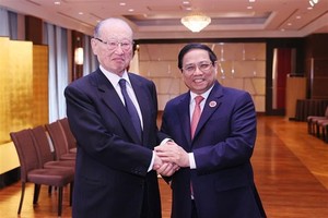 PM receives Presidents of International Friendship Exchange Council, JICA