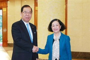 Vietnamese, Japanese Communist Party officials hold talks