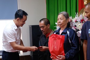 Two newspapers gift those in need