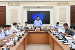 HCMC chairman urges to remove procedural bottlenecks for building social housing