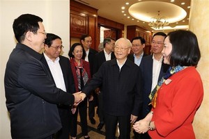 Party leader chairs meeting of personnel sub-committee of 14th National Congress