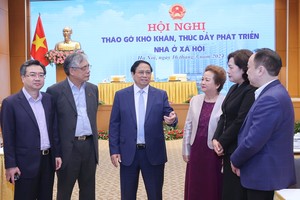 Prime Minister urges quick, effective development of social housing