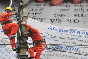 PM urges to apply measures to avert power interruptions in dry season