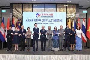Vietnam participates in series of ASEAN meetings in Laos