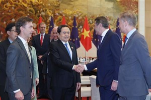 NA Chairman hosts European diplomats