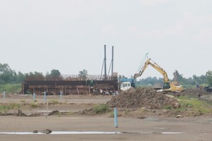 Highway projects continue pilot use of sea sand as backfill material 